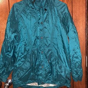 L L Bean women’s jacket Green Medium
